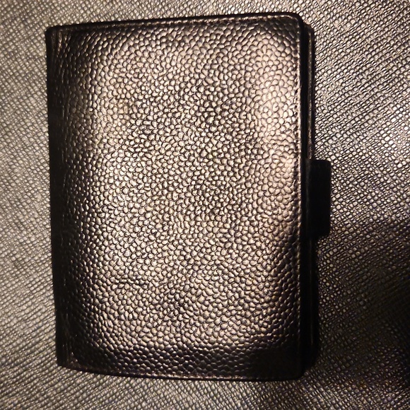 Chanel kiss lock wallet - Picture 2 of 9